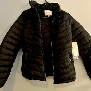 XL Black Puffy Jacket, brand new. Runs more like a medium.